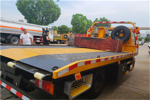 循化附近拖车电话号码服务